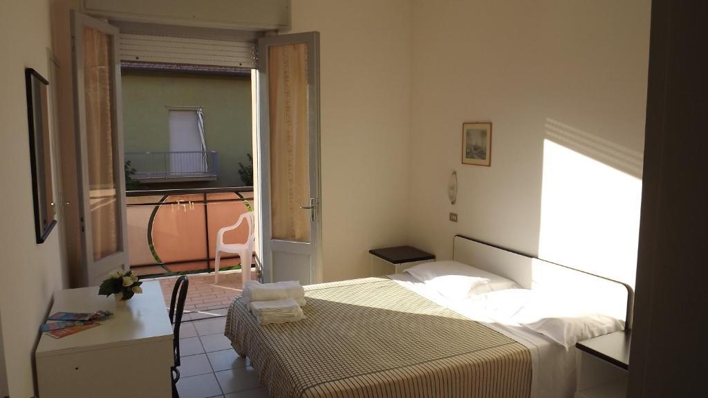 Hotel Ivette Rimini Exteriör bild