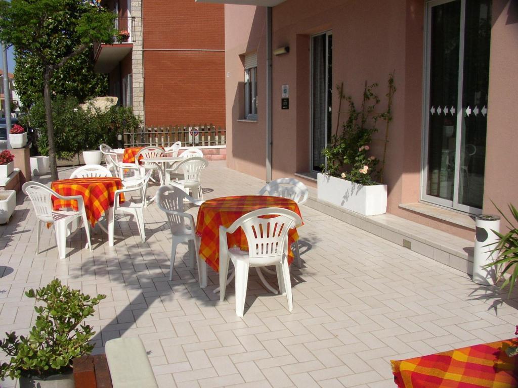 Hotel Ivette Rimini Exteriör bild